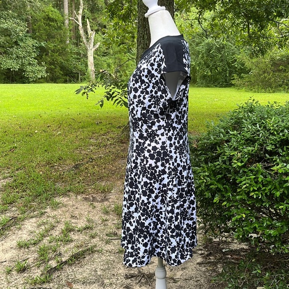 MICHAEL Michael Kors Gemma Floral Print Ponte Fit & Flare Dress in Navy Sz 10 - Picture 4 of 8